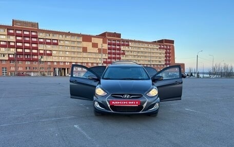 Hyundai Solaris II рестайлинг, 2012 год, 750 000 рублей, 14 фотография