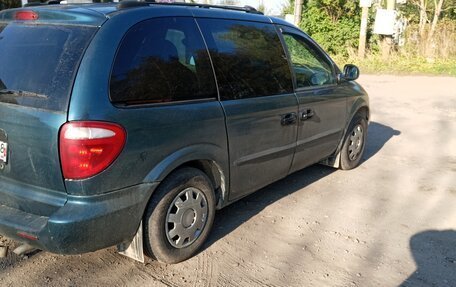 Chrysler Voyager IV, 2001 год, 390 000 рублей, 4 фотография