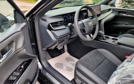 Toyota Camry, 2025 год, 4 550 000 рублей, 9 фотография