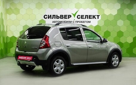 Renault Sandero I, 2012 год, 600 000 рублей, 2 фотография