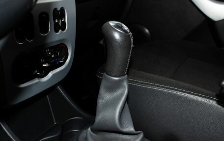 Renault Sandero I, 2012 год, 600 000 рублей, 18 фотография