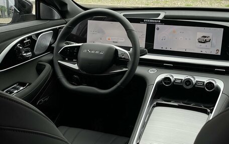 CheryExeed TXL, 2024 год, 4 200 000 рублей, 13 фотография