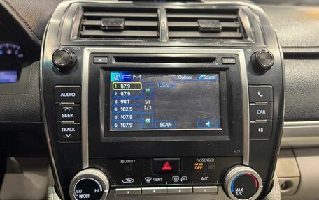 Toyota Camry, 2013 год, 1 560 000 рублей, 14 фотография