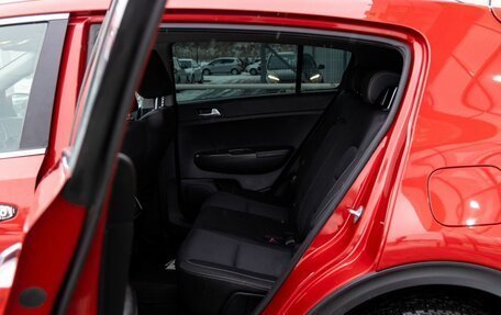 KIA Sportage IV рестайлинг, 2021 год, 2 250 000 рублей, 14 фотография