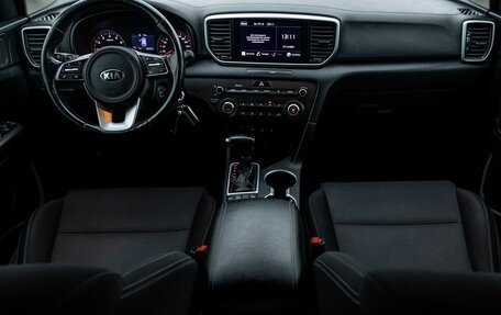 KIA Sportage IV рестайлинг, 2021 год, 2 250 000 рублей, 15 фотография