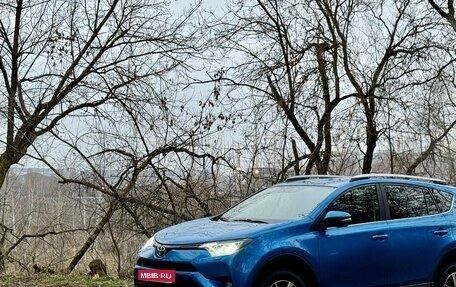 Toyota RAV4, 2016 год, 2 100 000 рублей, 1 фотография