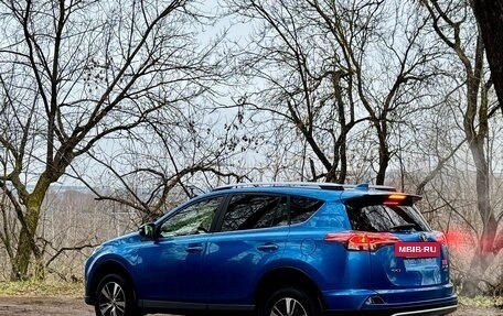 Toyota RAV4, 2016 год, 2 100 000 рублей, 4 фотография