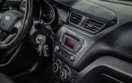 KIA Rio III рестайлинг, 2011 год, 590 000 рублей, 19 фотография