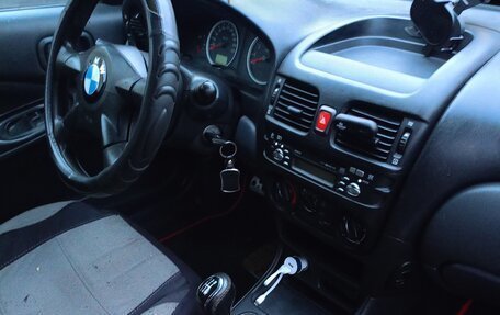 Nissan Almera, 2004 год, 370 000 рублей, 4 фотография