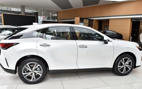 Lexus RX IV рестайлинг, 2025 год, 7 322 000 рублей, 10 фотография