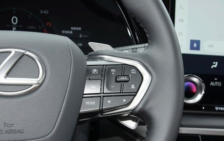 Lexus RX IV рестайлинг, 2025 год, 7 322 000 рублей, 21 фотография