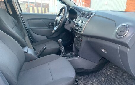 Renault Logan II, 2020 год, 670 000 рублей, 7 фотография