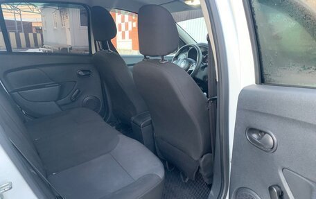 Renault Logan II, 2020 год, 670 000 рублей, 10 фотография