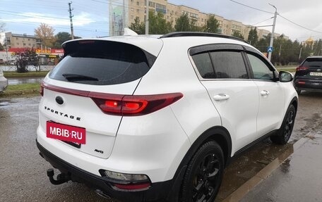 KIA Sportage IV рестайлинг, 2021 год, 2 560 000 рублей, 4 фотография