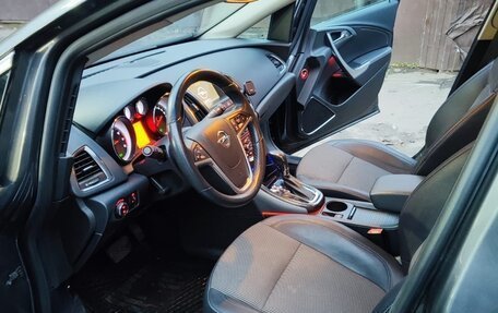 Opel Astra J, 2010 год, 1 150 000 рублей, 2 фотография