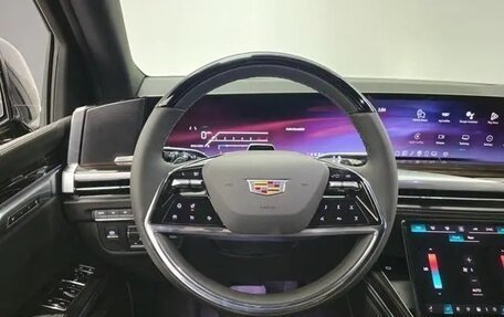 Cadillac Escalade V, 2025 год, 21 400 000 рублей, 13 фотография