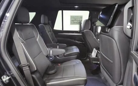 Cadillac Escalade V, 2025 год, 21 400 000 рублей, 18 фотография