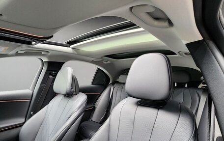 Mercedes-Benz E-Класс, 2024 год, 7 235 000 рублей, 19 фотография