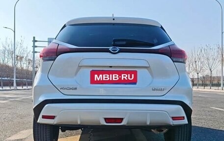 Nissan Kicks I, 2022 год, 1 840 000 рублей, 3 фотография