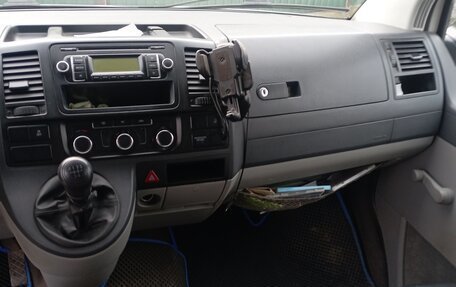 Volkswagen Transporter T5 рестайлинг, 2010 год, 1 400 000 рублей, 10 фотография