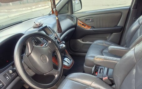 Lexus RX IV рестайлинг, 2000 год, 800 000 рублей, 9 фотография