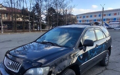 Lexus RX IV рестайлинг, 2000 год, 800 000 рублей, 2 фотография