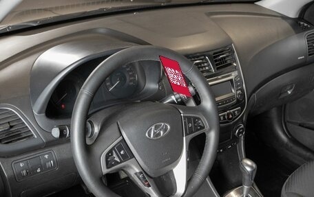 Hyundai Solaris II рестайлинг, 2014 год, 985 000 рублей, 3 фотография