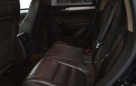 Volkswagen Touareg III, 2012 год, 2 050 000 рублей, 14 фотография