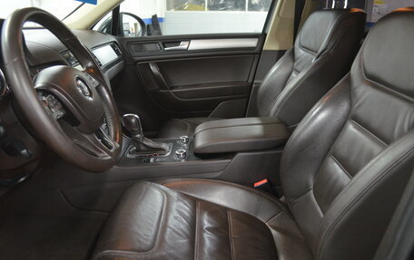 Volkswagen Touareg III, 2012 год, 2 050 000 рублей, 12 фотография