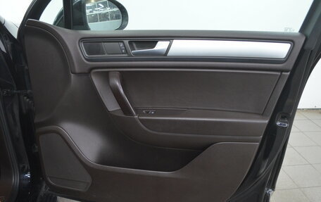 Volkswagen Touareg III, 2012 год, 2 050 000 рублей, 17 фотография