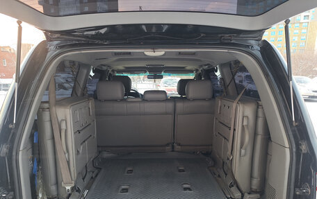 Toyota Land Cruiser 100 рестайлинг 2, 2004 год, 1 800 000 рублей, 10 фотография