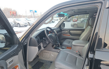 Toyota Land Cruiser 100 рестайлинг 2, 2004 год, 1 800 000 рублей, 13 фотография