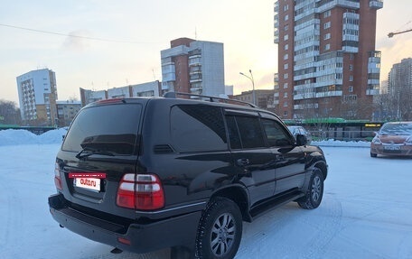 Toyota Land Cruiser 100 рестайлинг 2, 2004 год, 1 800 000 рублей, 8 фотография