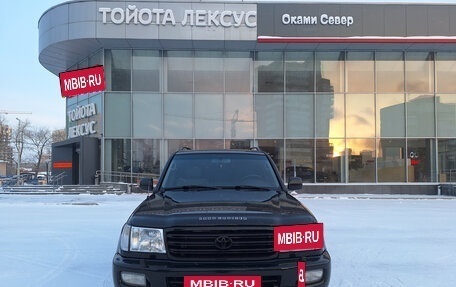 Toyota Land Cruiser 100 рестайлинг 2, 2004 год, 1 800 000 рублей, 4 фотография