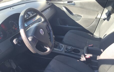 Volkswagen Passat B6, 2006 год, 550 000 рублей, 4 фотография