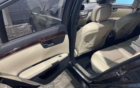 Mercedes-Benz S-Класс, 2007 год, 1 750 000 рублей, 22 фотография