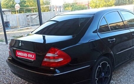 Mercedes-Benz E-Класс, 2003 год, 750 000 рублей, 4 фотография