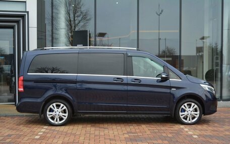 Mercedes-Benz V-Класс, 2015 год, 3 500 000 рублей, 4 фотография