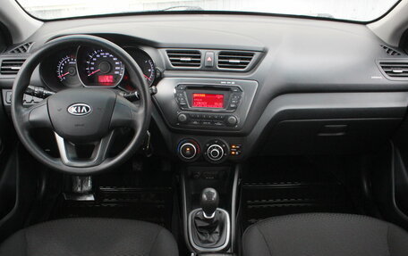 KIA Rio III рестайлинг, 2011 год, 750 000 рублей, 13 фотография