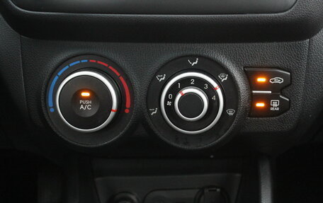 KIA Rio III рестайлинг, 2011 год, 750 000 рублей, 17 фотография