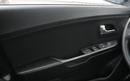 KIA Rio III рестайлинг, 2011 год, 750 000 рублей, 19 фотография