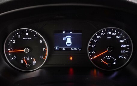 KIA Sportage IV рестайлинг, 2019 год, 2 199 000 рублей, 18 фотография