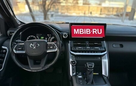 Toyota Land Cruiser, 2021 год, 8 900 000 рублей, 12 фотография