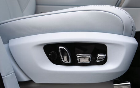 Rolls-Royce Cullinan, 2025 год, 57 800 000 рублей, 8 фотография