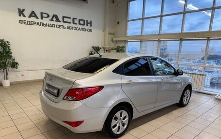 Hyundai Solaris II рестайлинг, 2014 год, 860 000 рублей, 2 фотография