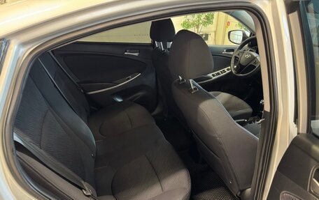 Hyundai Solaris II рестайлинг, 2014 год, 860 000 рублей, 10 фотография