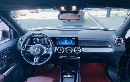 Mercedes-Benz GLB, 2025 год, 4 700 000 рублей, 12 фотография