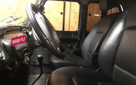 ЛуАЗ Hunter, 2011 год, 720 000 рублей, 10 фотография