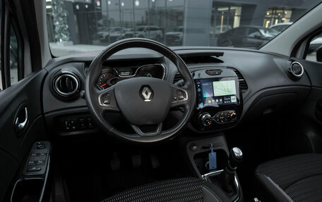 Renault Kaptur I рестайлинг, 2019 год, 1 400 000 рублей, 7 фотография