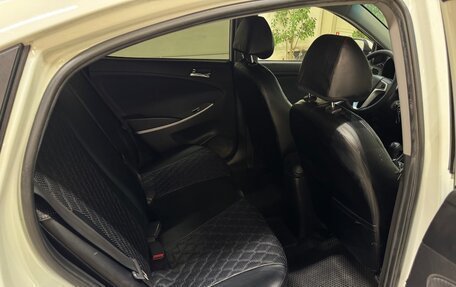 Hyundai Solaris II рестайлинг, 2013 год, 790 000 рублей, 10 фотография